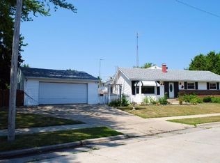 1728 18th Ave, Kenosha, WI 53140