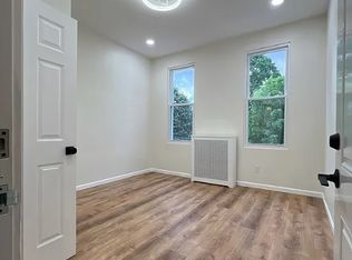 59-14 Palmetto St #2B, Ridgewood, NY 11385