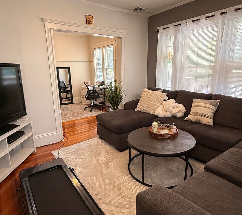 1st image of 50 Langley Rd #46