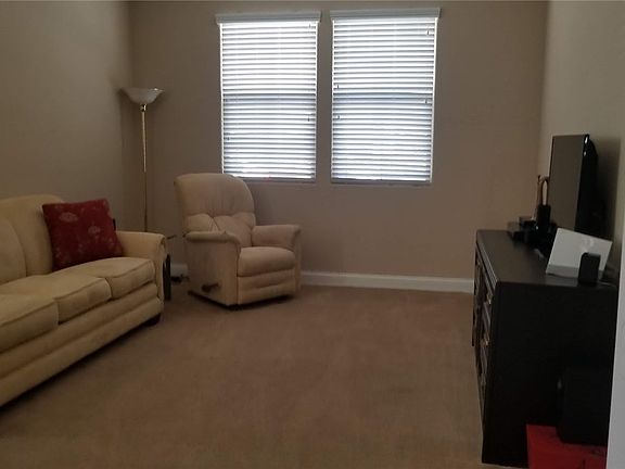 3rd image of 5604 SW Pinecroft Dr