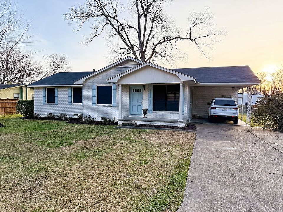 1st image of 104 Catalpa Dr