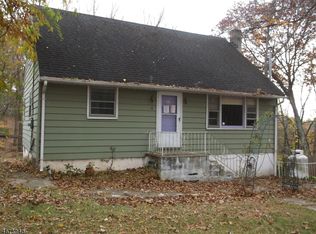 4 Butternut Rd, Vernon, NJ 07462