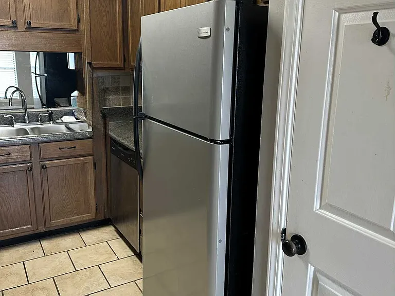 3305 Chase Ln NE #3305 — Photo 4