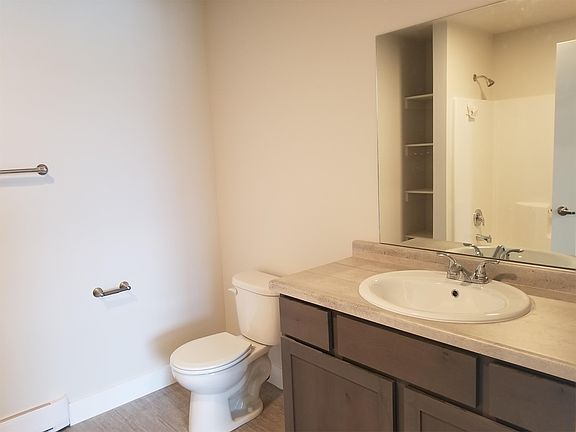 4th image of 776 Professional Dr APT 3D
