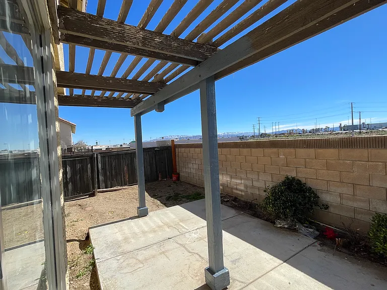 14527 Pony Trail Rd — Photo 21