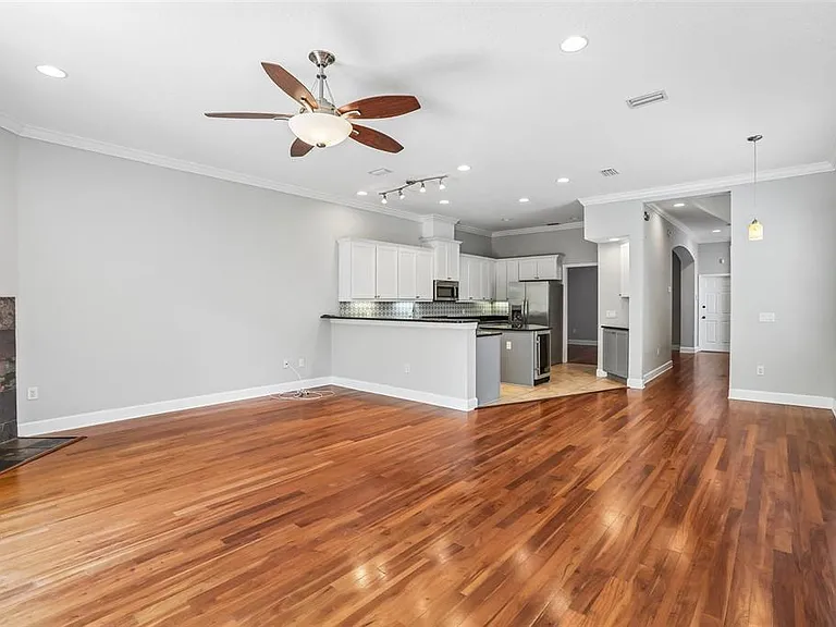 502 S Lincoln Ave — Photo 9