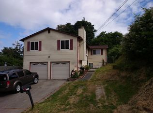 3044 S Holden St, Seattle, WA 98108