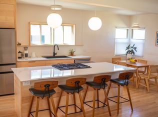 262 E Lewis St, Ventura, CA 93001