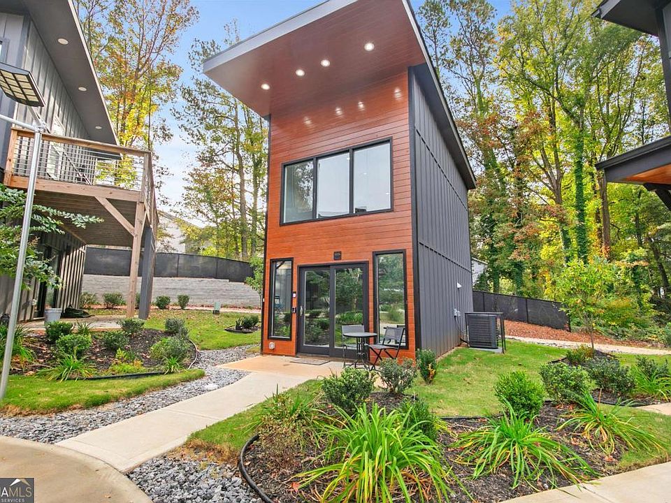 1st image of 3120 Godby Rd #1118