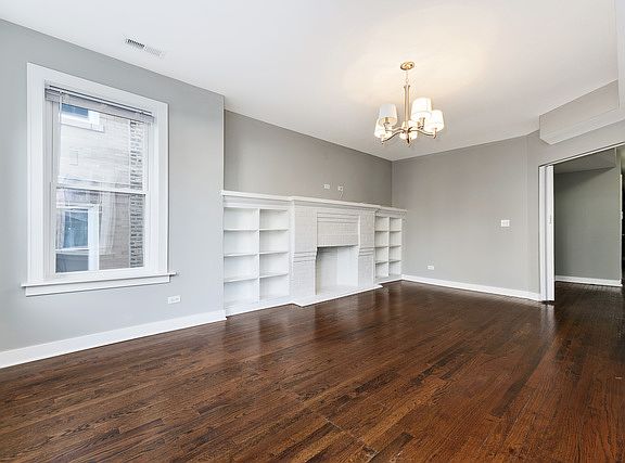 3rd image of 6334 N Claremont Ave Fl 1