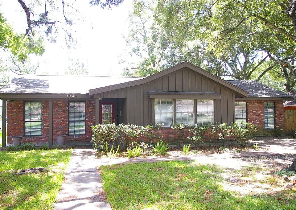 1st image of 9801 Cedardale Dr