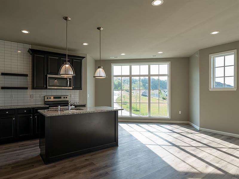 1403 Hastings Cres, Bridgeville, PA 15017 Zillow