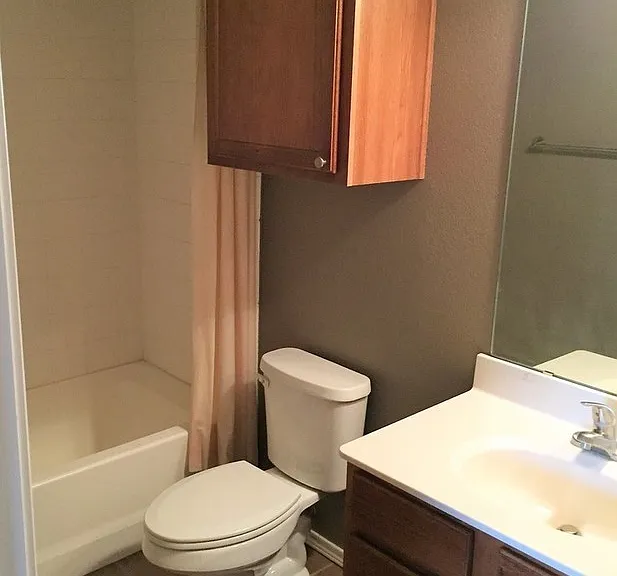 2101 Main St #1 — Photo 35