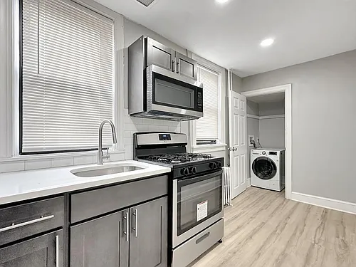 Cedar Court Apartments Photo 1