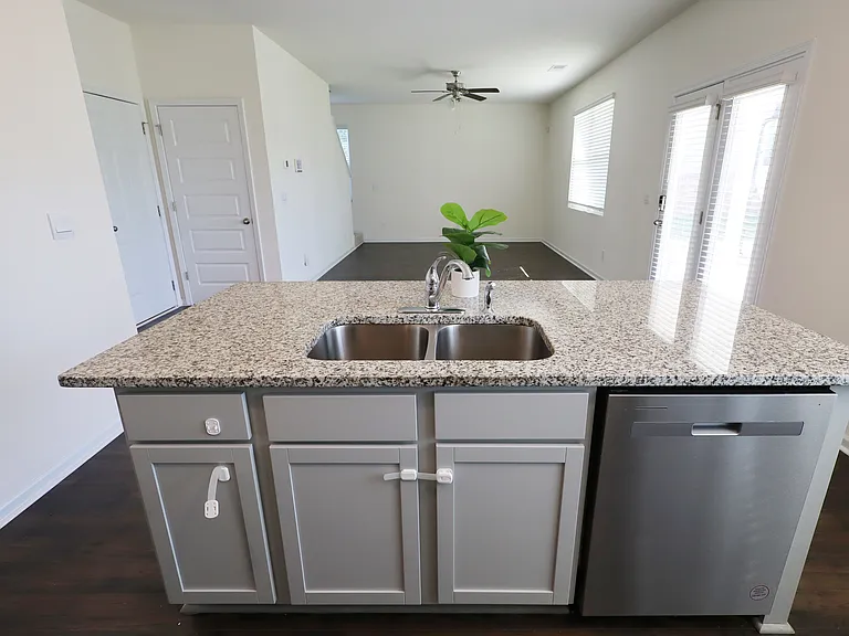 274 Canyon Ferry Way — Photo 8