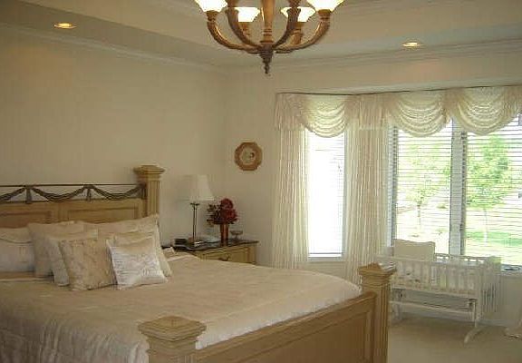 Bedroom`