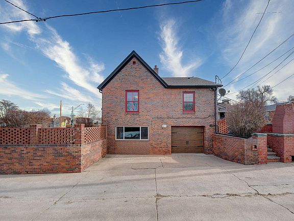 5th image of 2222 E 37th Ave