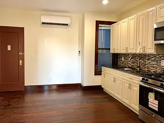 Rented by Avenue Sotheby's International Realty