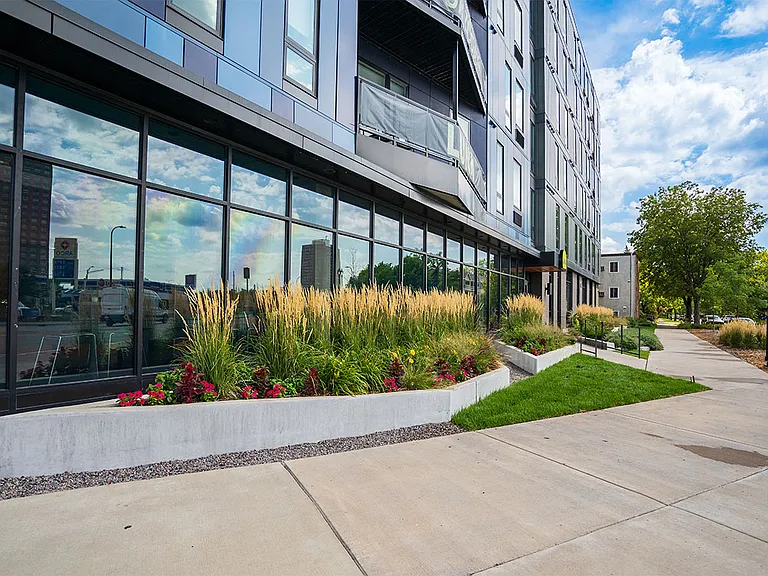 Luna Apartments — Photo 108