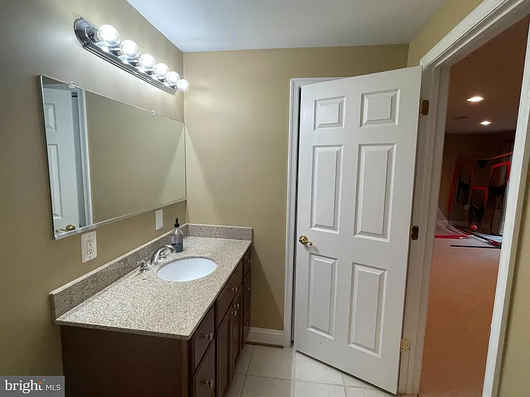20671 Stillpond Ct — Photo 47