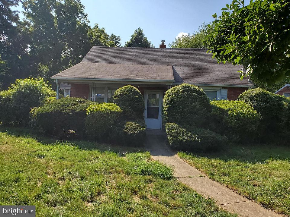 1st image of 6900 Arlington Blvd