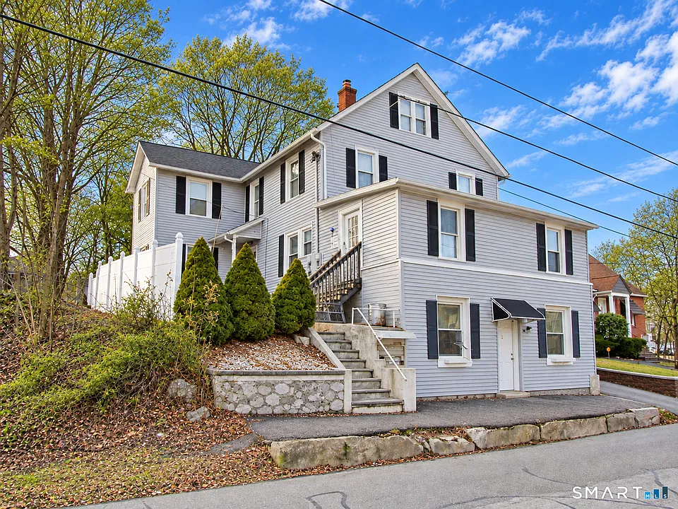 28 French St #6