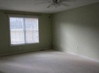 125 Windsor Dr, Auburn, NH 03032