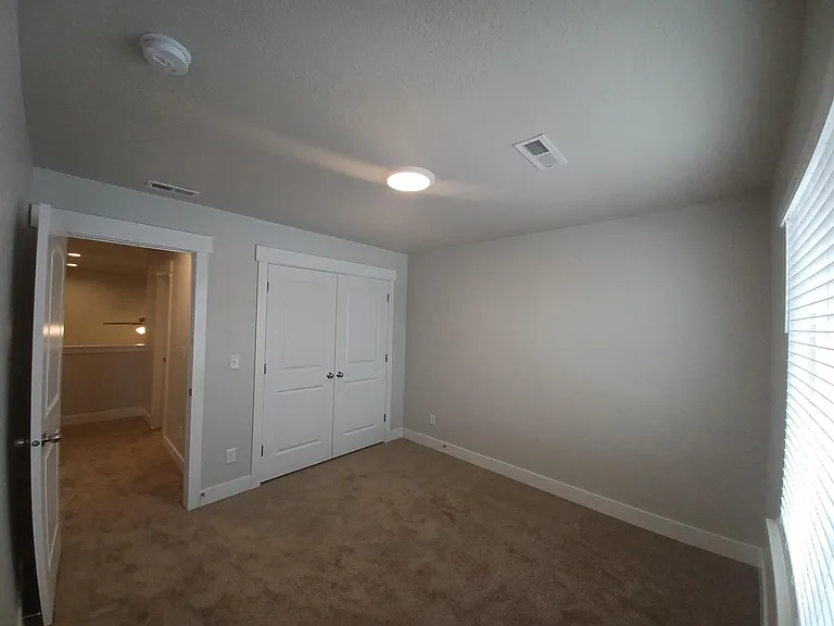 2021 N 3960 W — Photo 14