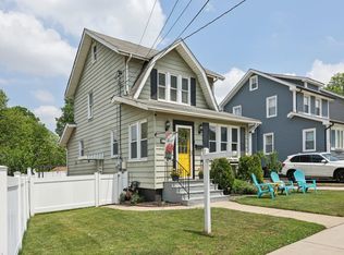 57 Pine St, Bogota, NJ 07603