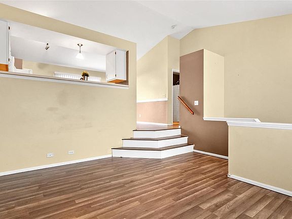 2nd image of 1004 Providence Pointe Dr