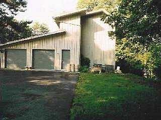 2nd image of 6944 Hickory Ridge Rd