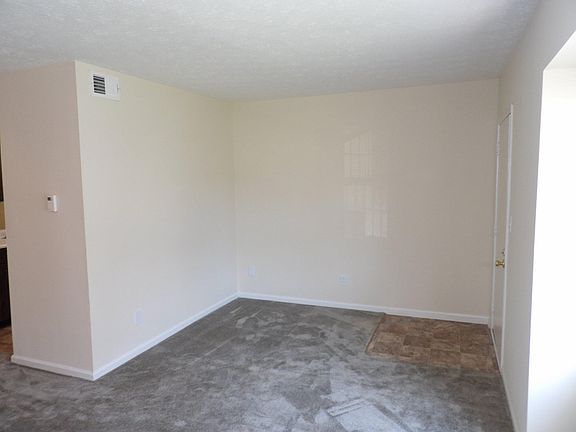 5th image of 108 Hanly Ln APT 1