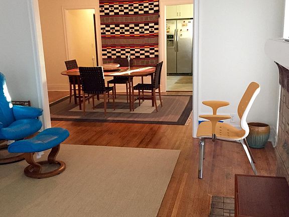 2nd image of 833 S Mariposa Ave APT 201