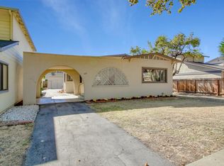 437 6th St, Hollister, CA 95023