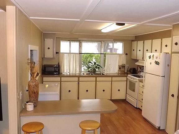 Large Kitchen