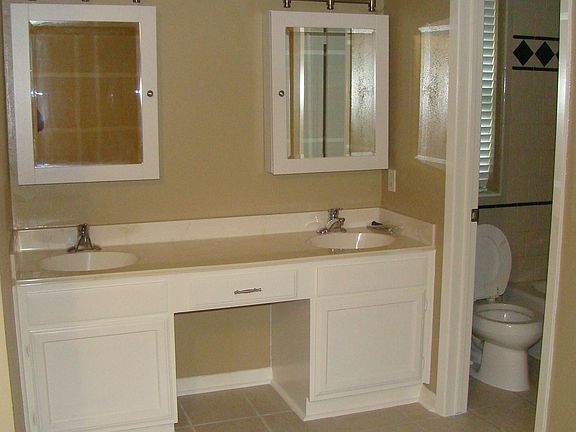 5th image of 2715 Sunbird Dr #2715