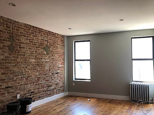 4th image of 35 Fort Washington Ave #42