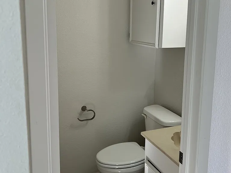 1019A N Allen St #A — Photo 11