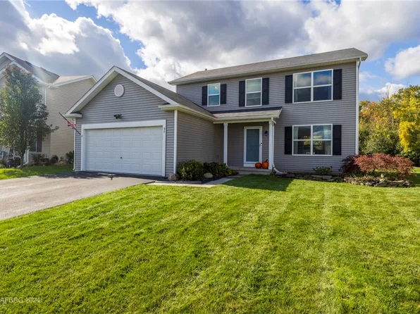 97 Lianne Dr, Rochester, NY 14626