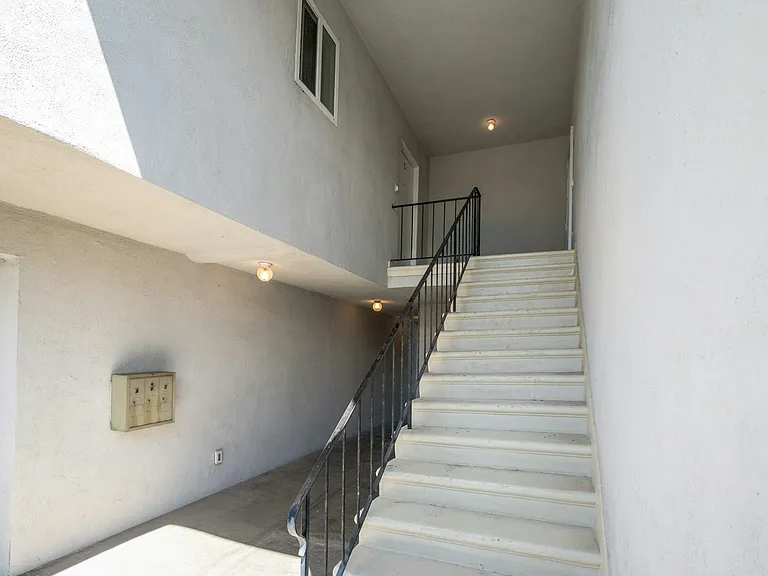 2508 Aviation Blvd #B — Photo 11