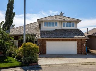 21 NE Douglas Woods Mnr SE, Calgary, AB T2Z 2E7