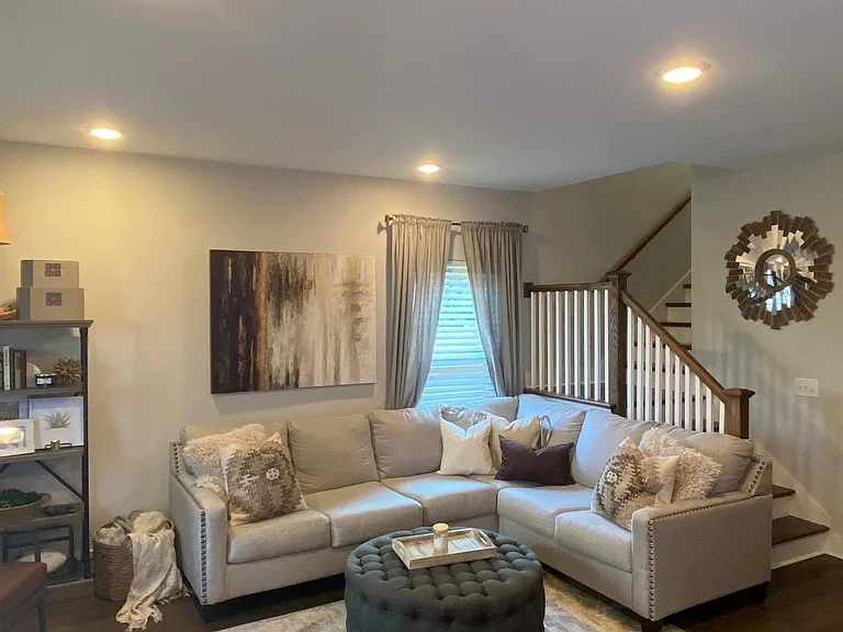 201 Thompson Park Dr — Photo 5