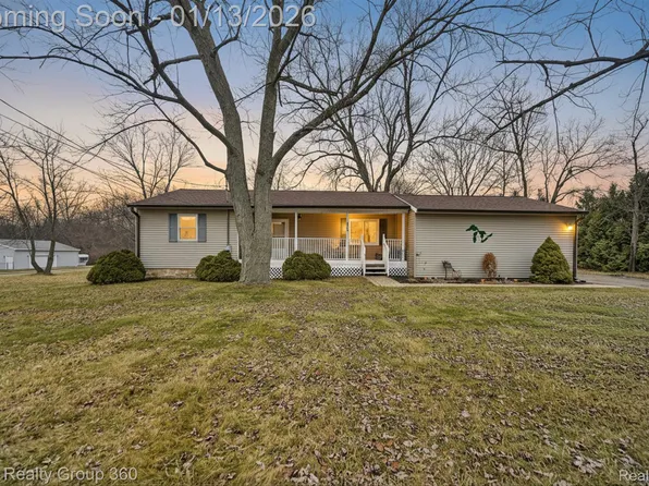 2142 Washington Rd, Lansing, MI 48911