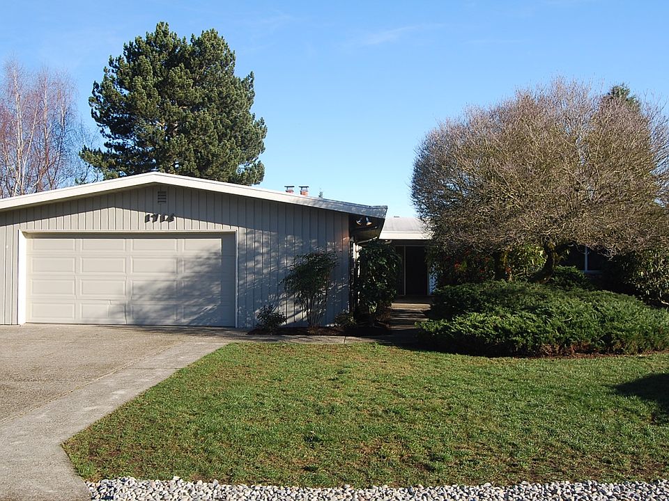 1st image of 1714 126th Ave SE