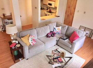 70-72 N 2nd St #4B, Philadelphia, PA 19106