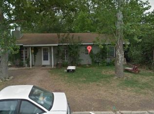 1044 Sycamore St, San Marcos, TX 78666