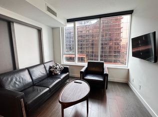 38 Smithe St #755, Vancouver, BC
