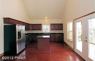 4th image of 283 Upper Independence Dr