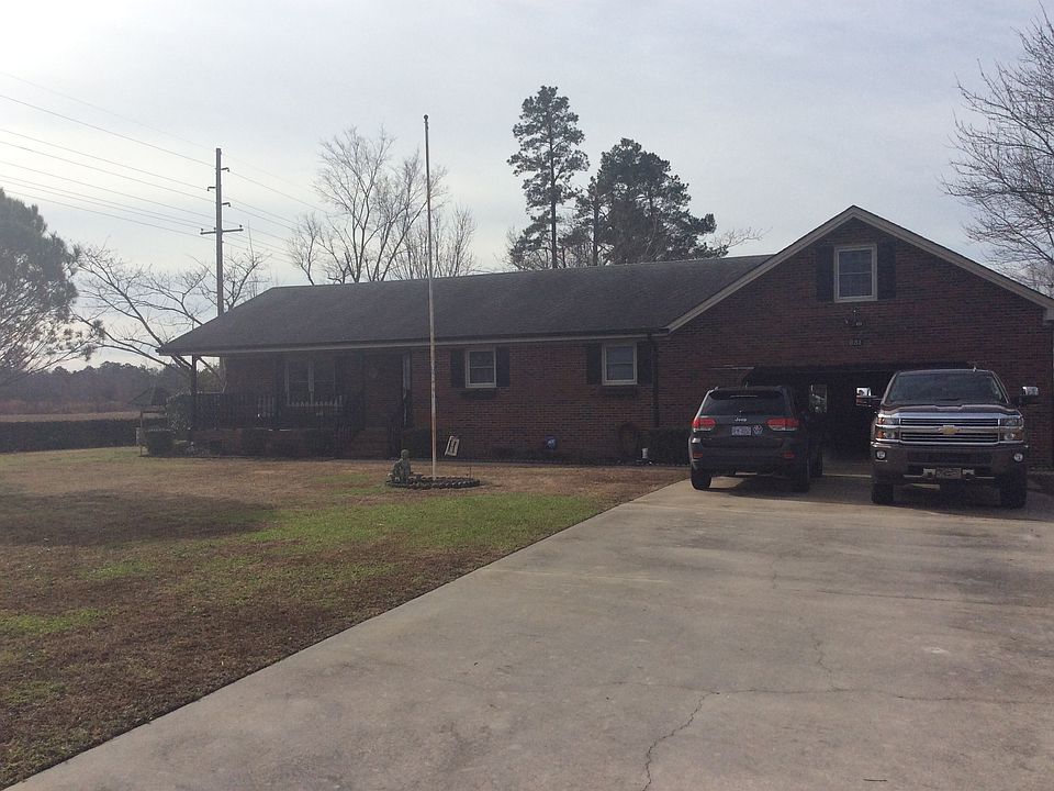 1st image of 831 Halls Creek Rd