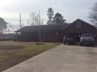 831 Halls Creek Rd, Elizabeth City, NC 27909